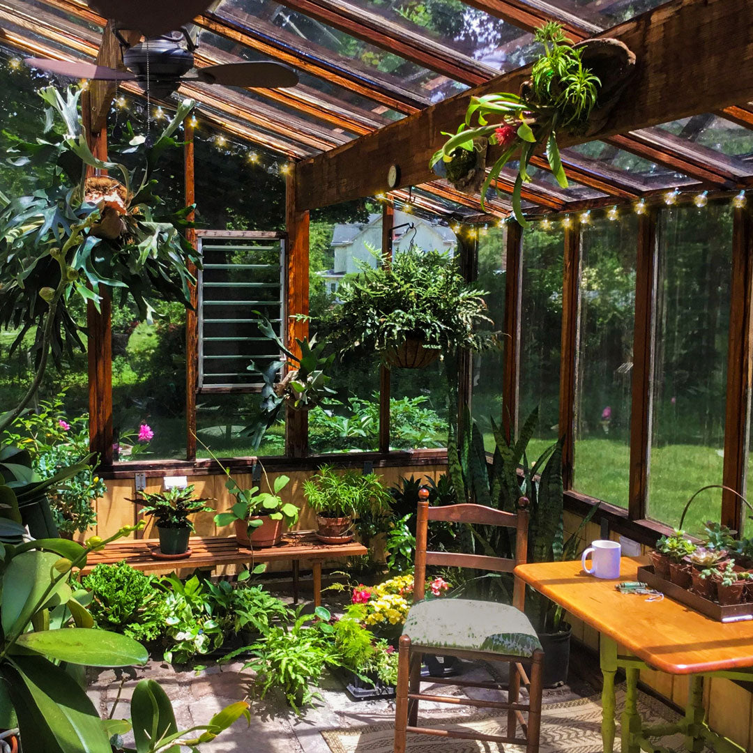 Garden Sunroom – Luxury Lean-To Greenhouse for All-Season Living