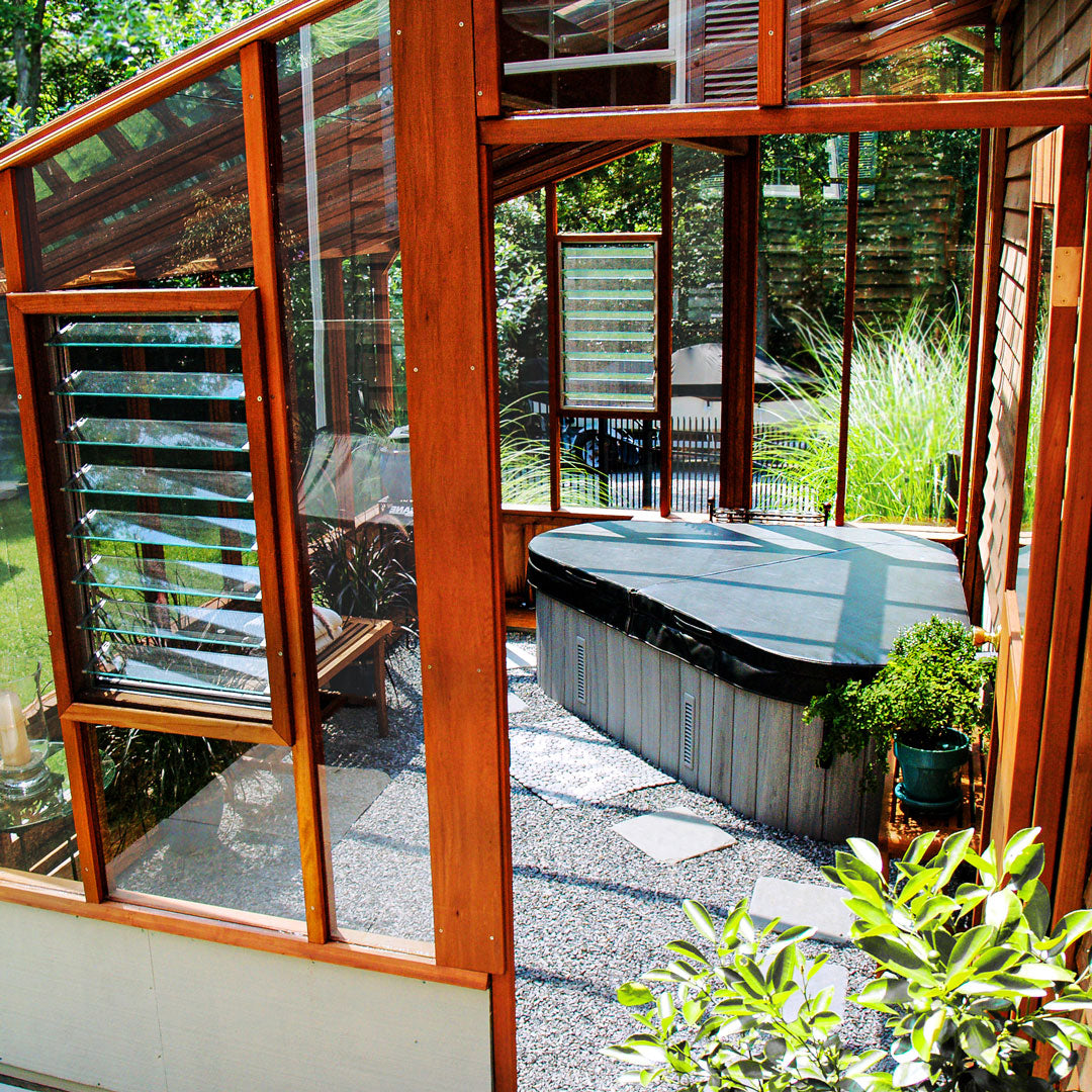 Garden Sunroom – Luxury Lean-To Greenhouse for All-Season Living